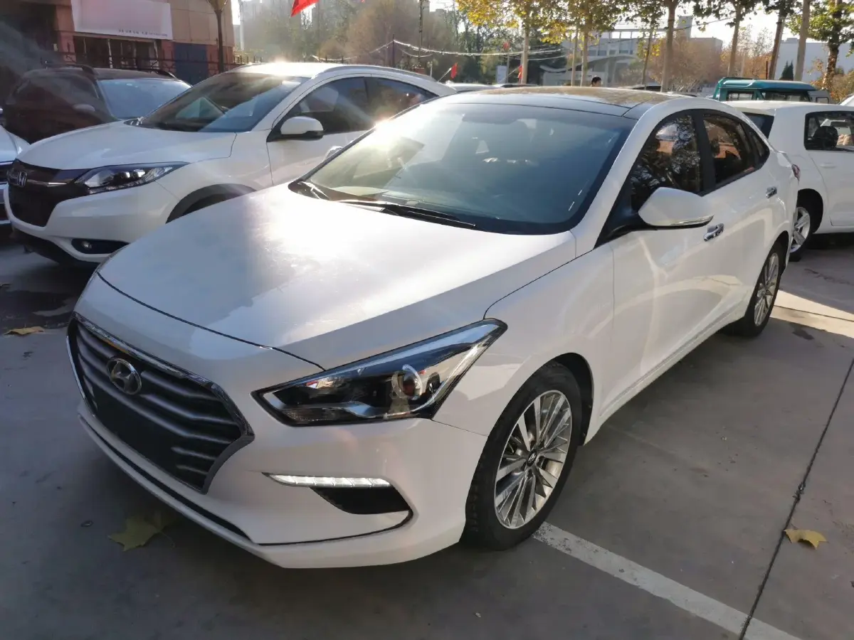 2017 Hyundai Mistra 1.8L 143HP L4 6AT