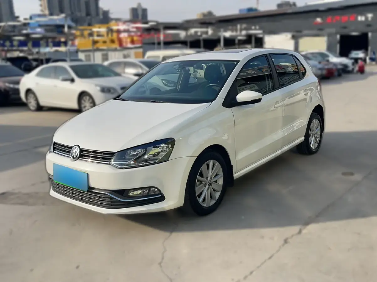 2018 Volkswagen Polo 1.5L 110HP L4 6AT