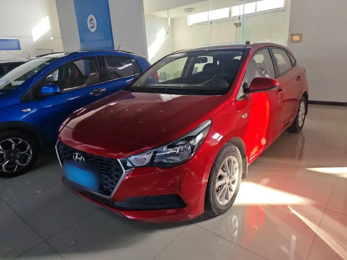 2017 Hyundai Verna RV 1.4L 100HP L4 6MT