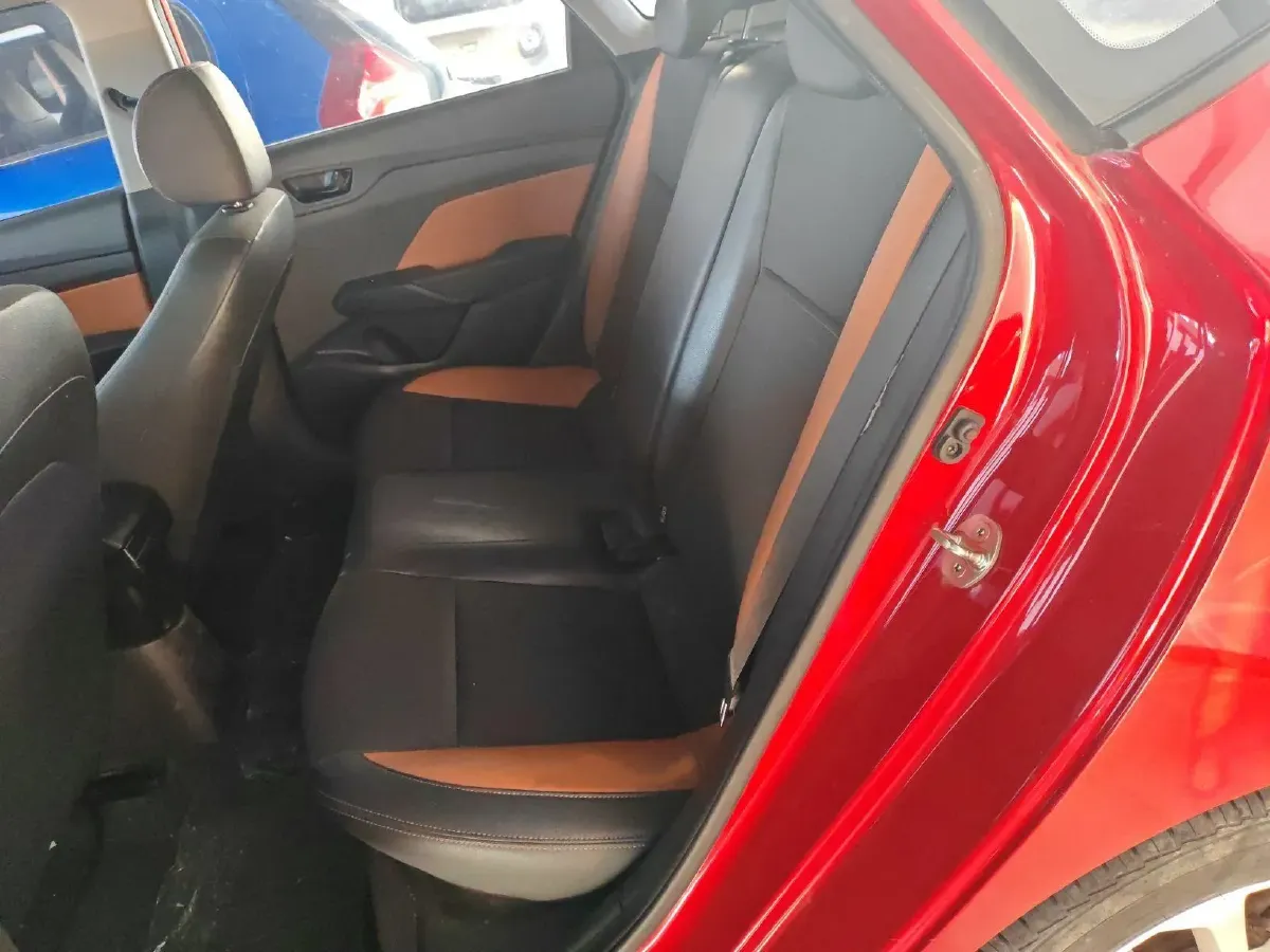 2017 Hyundai Verna RV 1.4L 100HP L4 6MT,autocango,china used car exporter,china ev exporter,chinese used car exporter,chinese used ev exporter