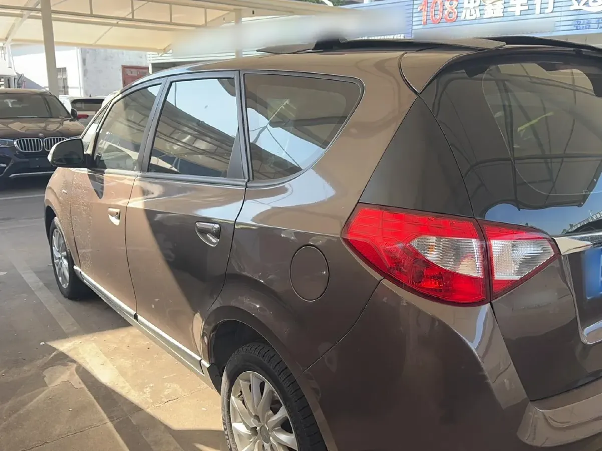 2013 JAC Refine M2 1.5L 113HP L4 5MT,autocango,china used car exporter,china ev exporter,chinese used car exporter,chinese used ev exporter
