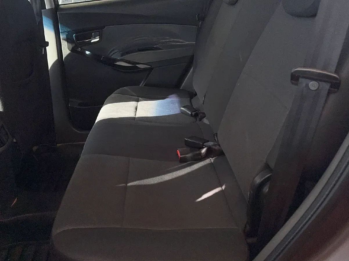 2013 JAC Refine M2 1.5L 113HP L4 5MT,autocango,china used car exporter,china ev exporter,chinese used car exporter,chinese used ev exporter