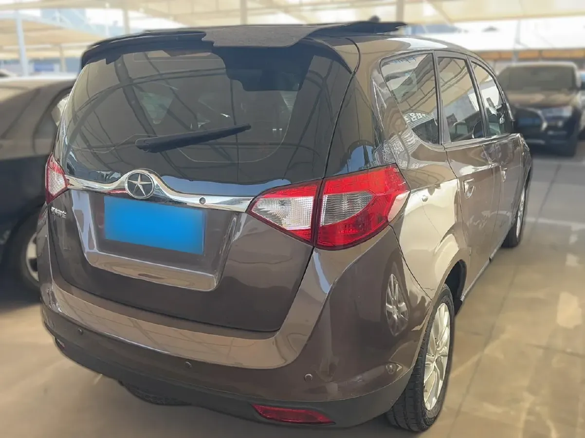 2013 JAC Refine M2 1.5L 113HP L4 5MT,autocango,china used car exporter,china ev exporter,chinese used car exporter,chinese used ev exporter