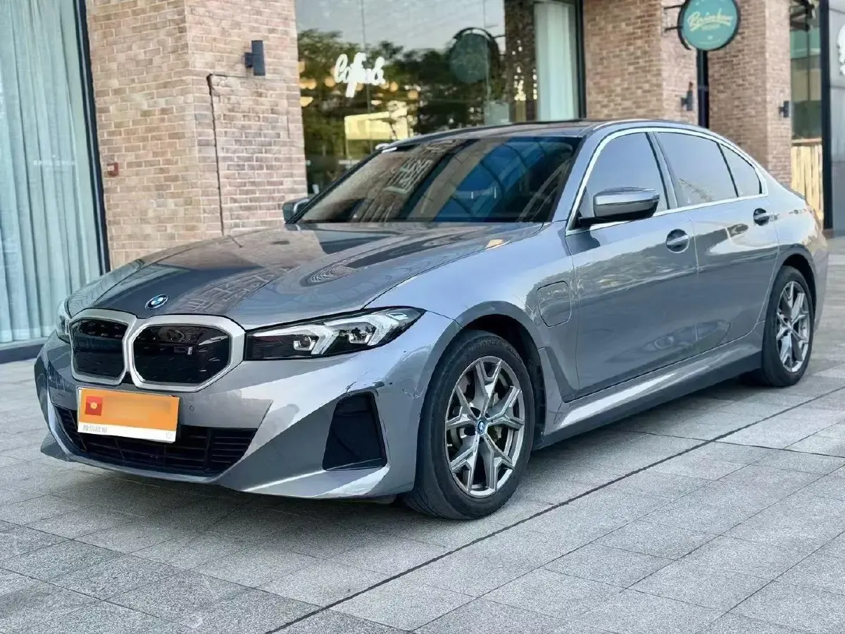 2022 BMW i3 BEV 70KWH