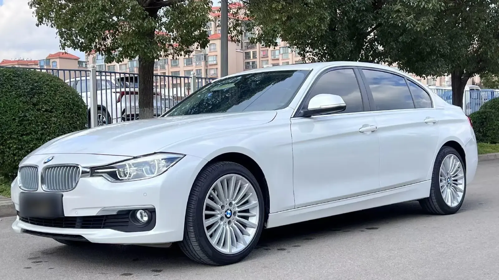 2018 BMW 3 Series 2.0T 184HP L4 8AT