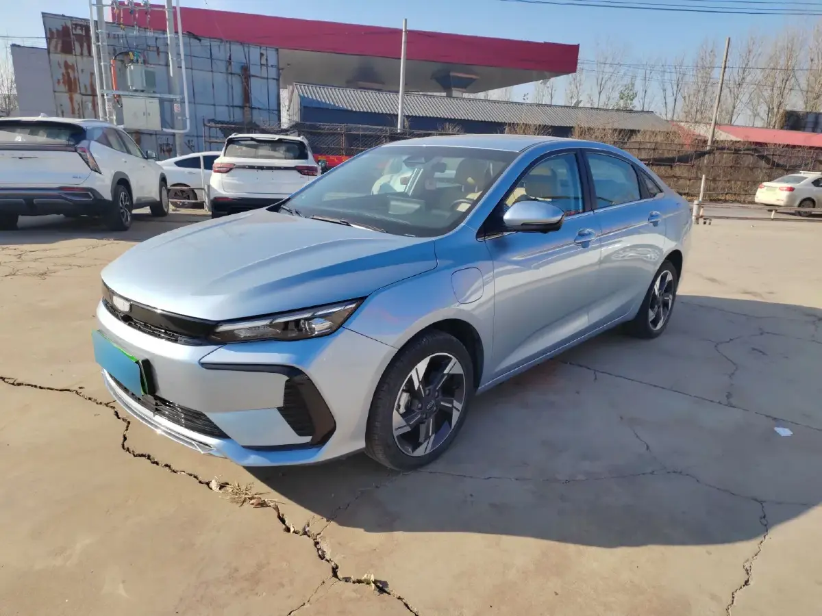 2024 Geely Emgrand L HiP 1.5T 181HP L4 3DHT PHEV 15.5KWH