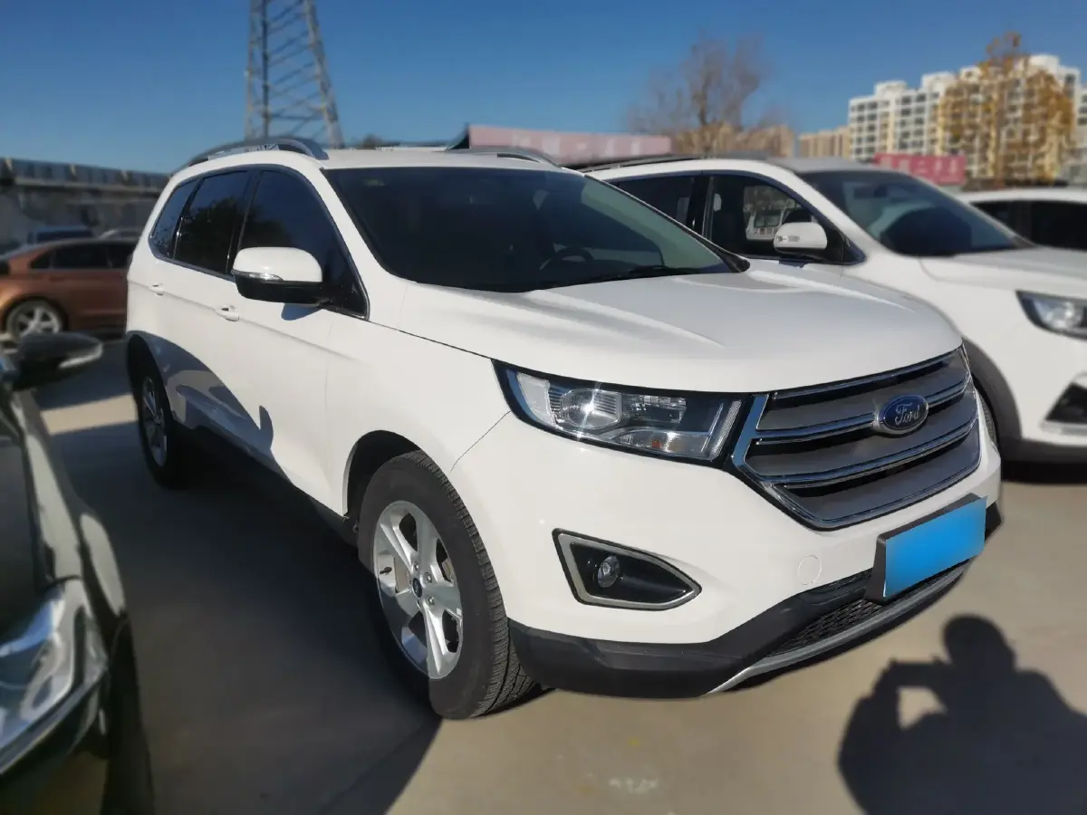 2018 Ford Edge 2.0T 245HP L4 6AT
