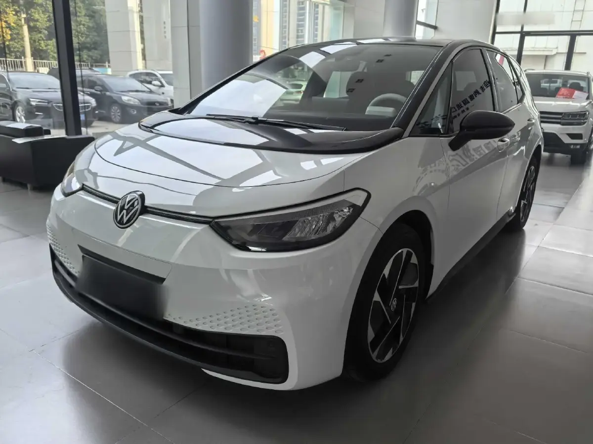 2025 Volkswagen ID.3 BEV 52.8KWH