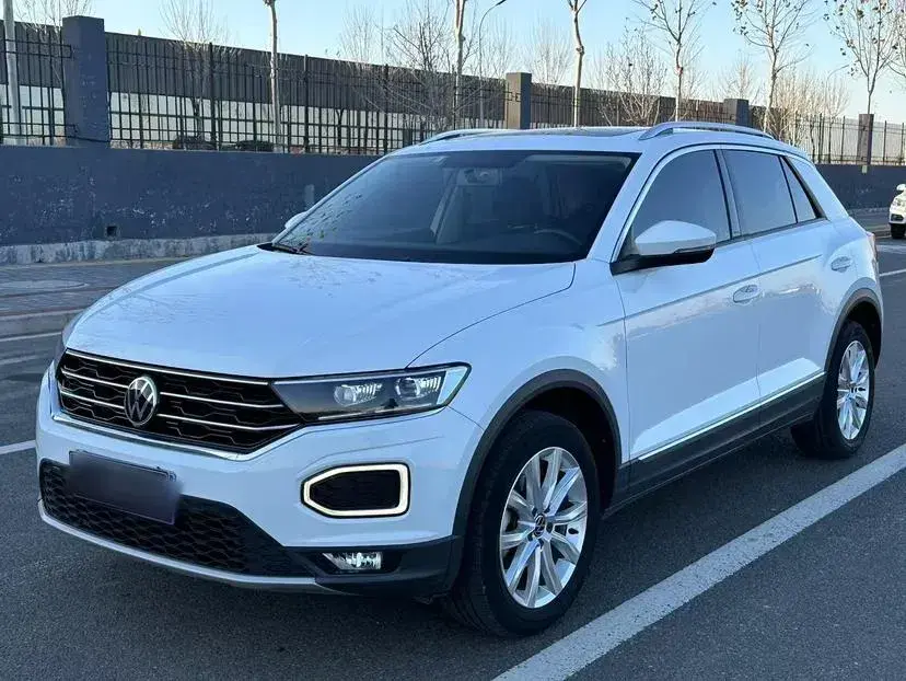 2021 Volkswagen T-Roc 1.4T 150HP L4 7DCT