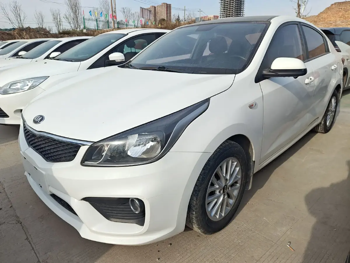 2017 Kia K2 1.4L 100HP L4 6MT