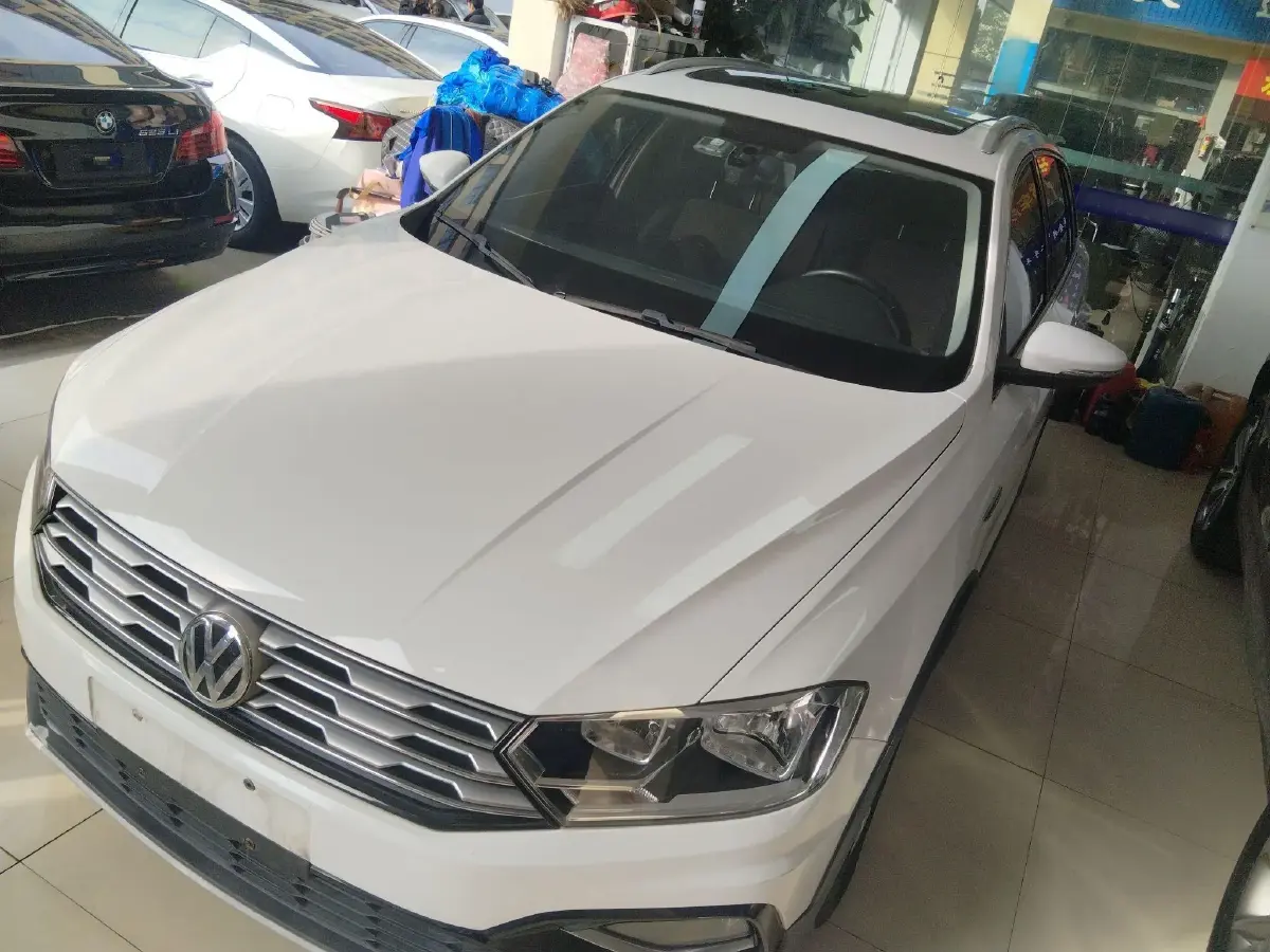 2018 Volkswagen C-Trek 1.5L 110HP L4 6AT