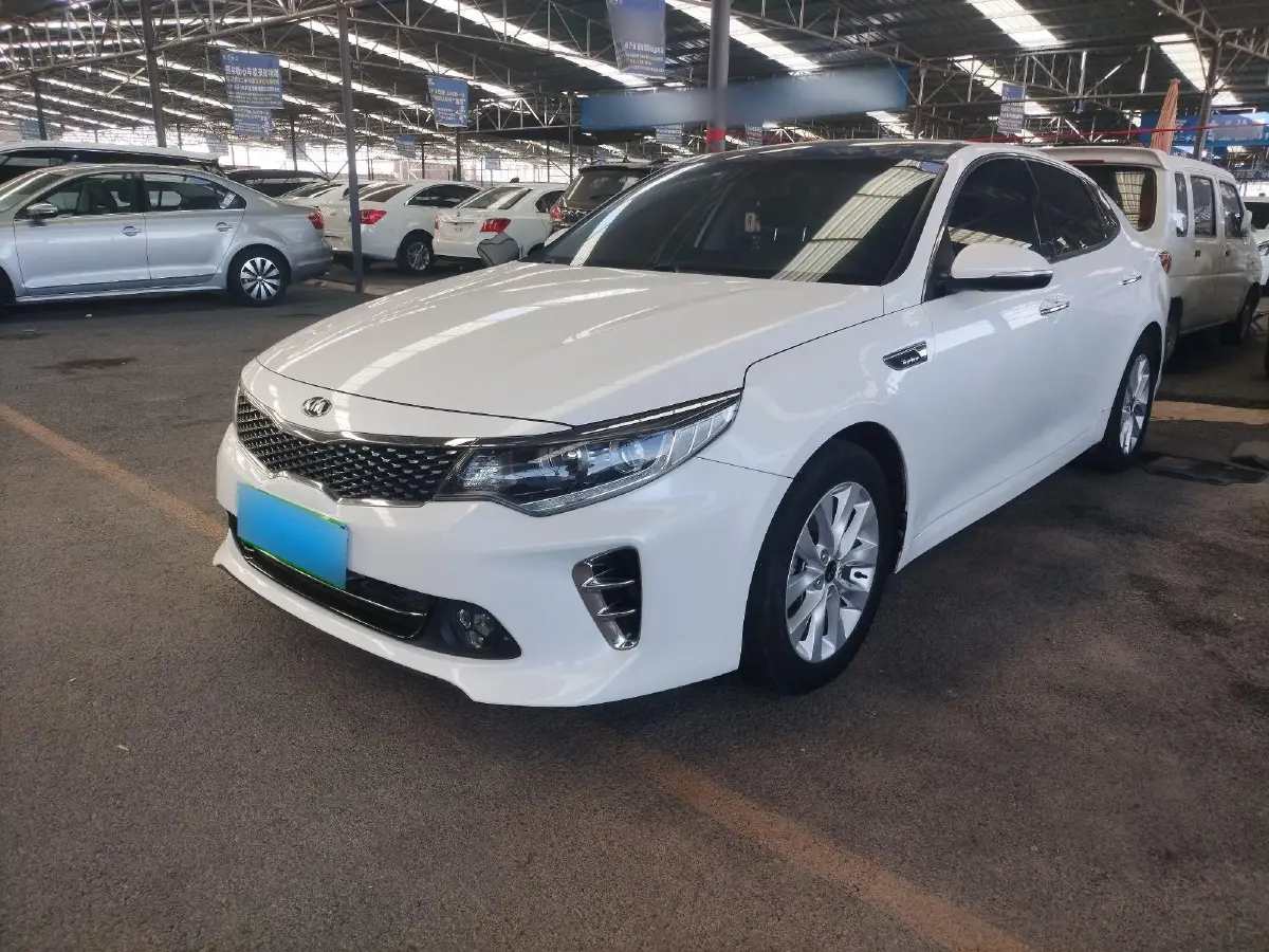 2016 Kia K5 1.6T 180HP L4 7DCT