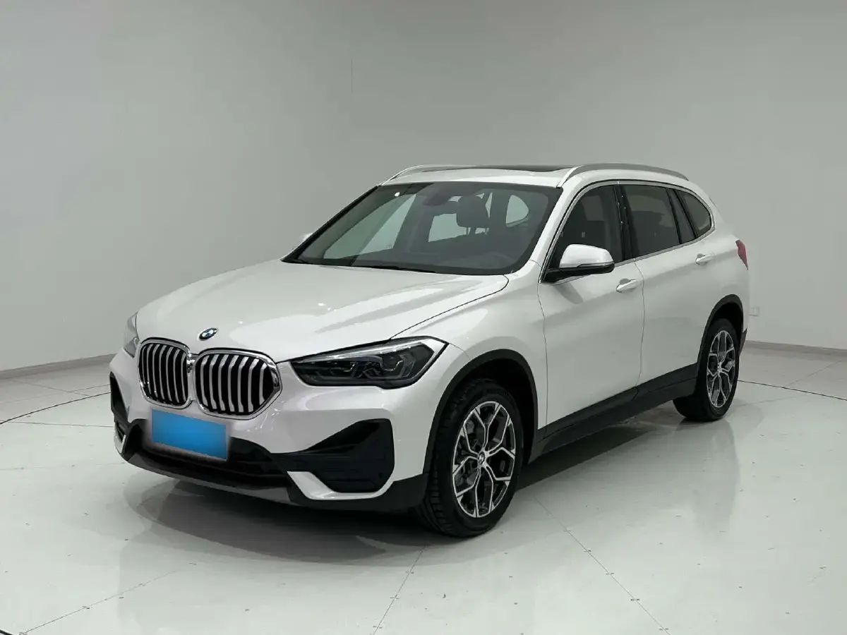2022 BMW X1 2.0T 192HP L4 7DCT
