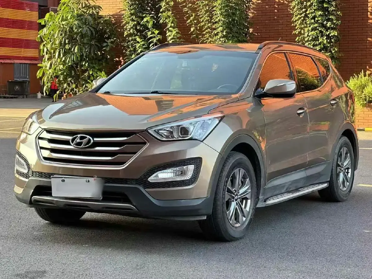 2013 Hyundai Santafe 2.4L 189HP L4 6AT