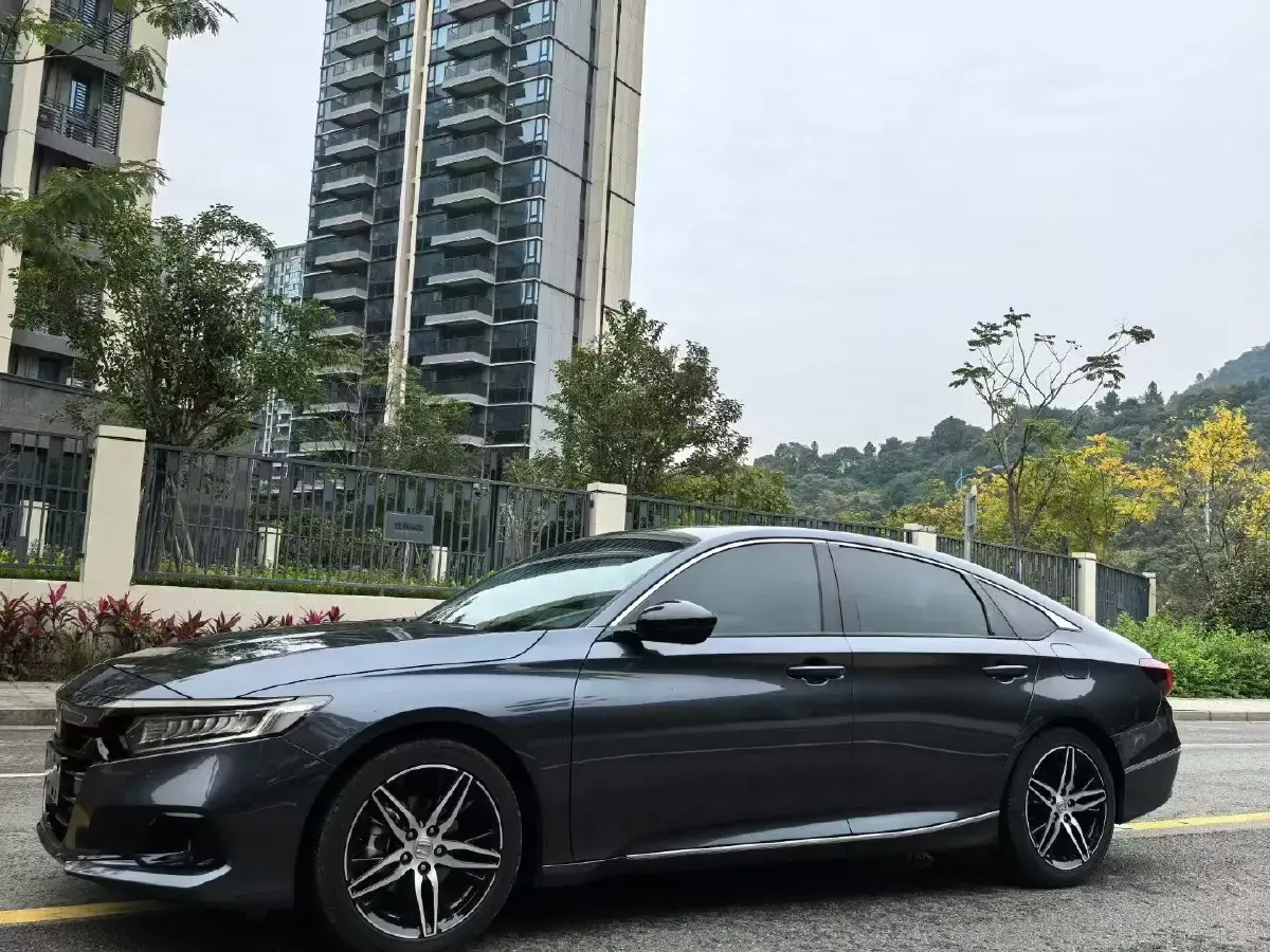 2022 Honda Accord 1.5T 194HP L4 CVT