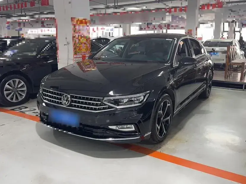 2024 Volkswagen Magotan 2.0T 186HP L4 7DCT