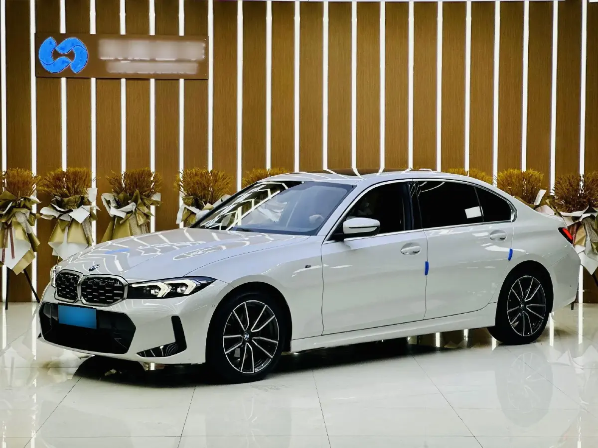 2023 BMW 3 Series 2.0T 184HP L4 8AT