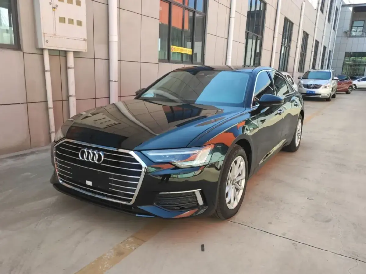 2019 Audi A6L 2.0T 190HP L4 7DCT