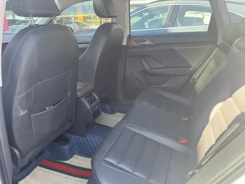 2021 Volkswagen Tharu 1.4T 150HP L4 7DCT,autocango,china used car exporter,china ev exporter,chinese used car exporter,chinese used ev exporter