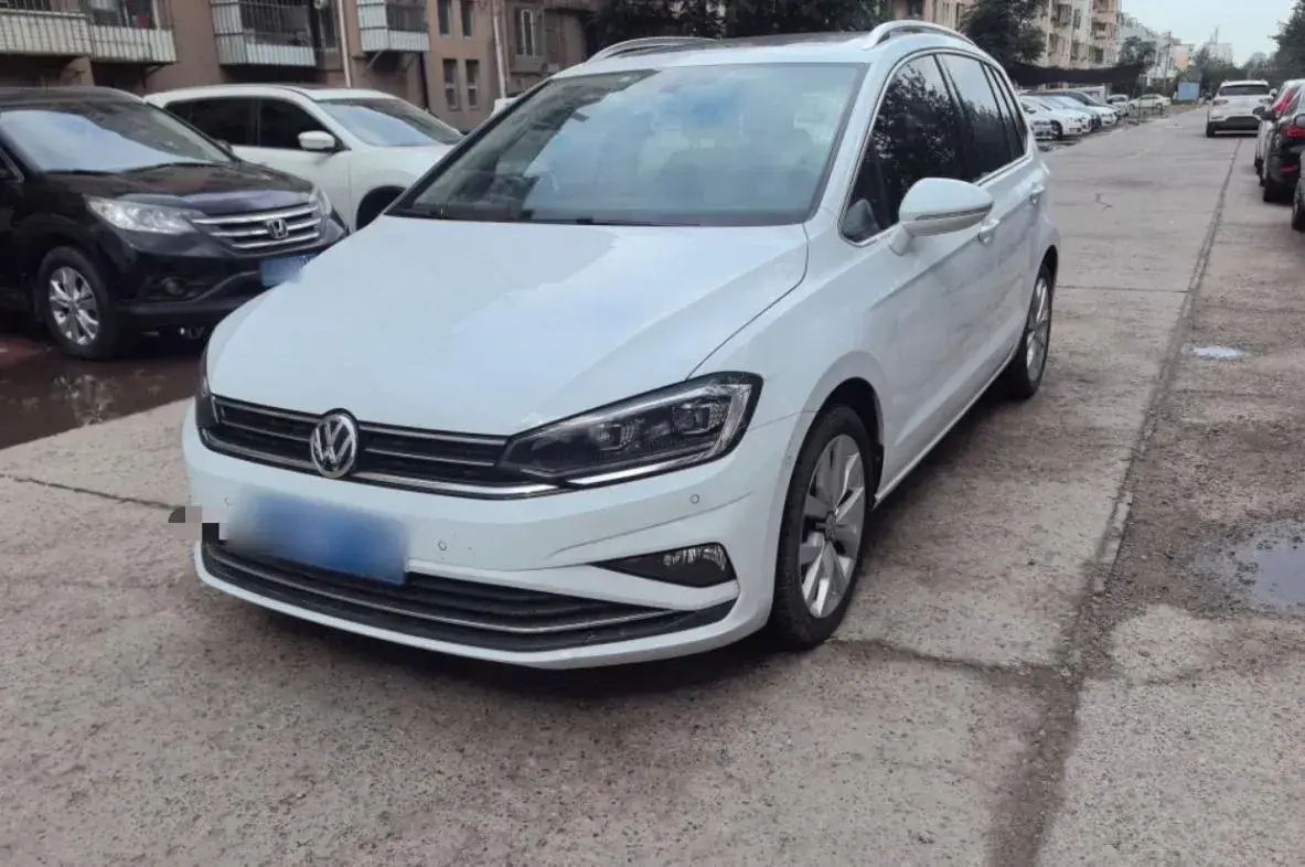 2019 Volkswagen Golf Sportsvan 1.4T 150HP L4 7DCT