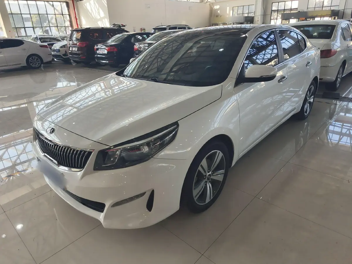 2017 Kia Cachet 1.8L 143HP L4 6AT