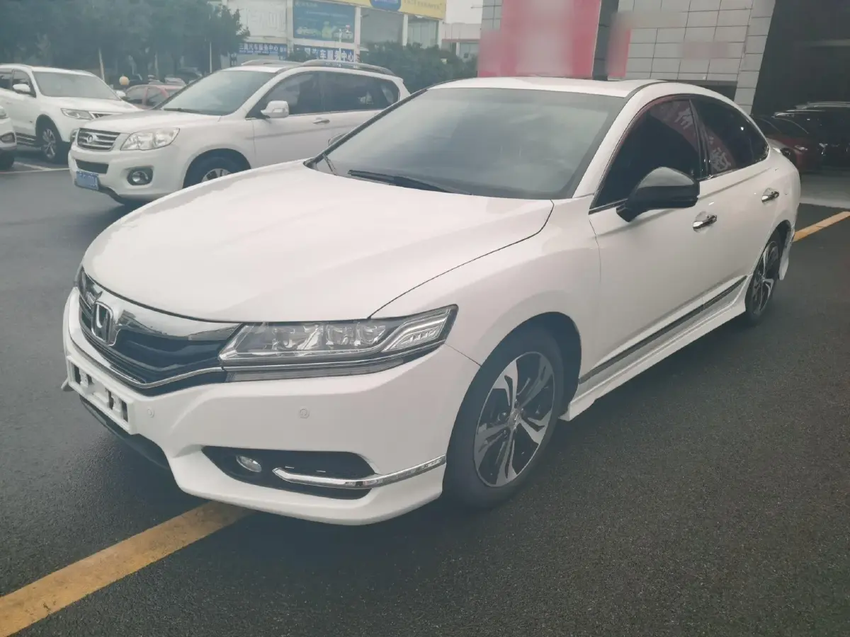 2015 Honda Spirior 2.4L 208HP L4 8DCT