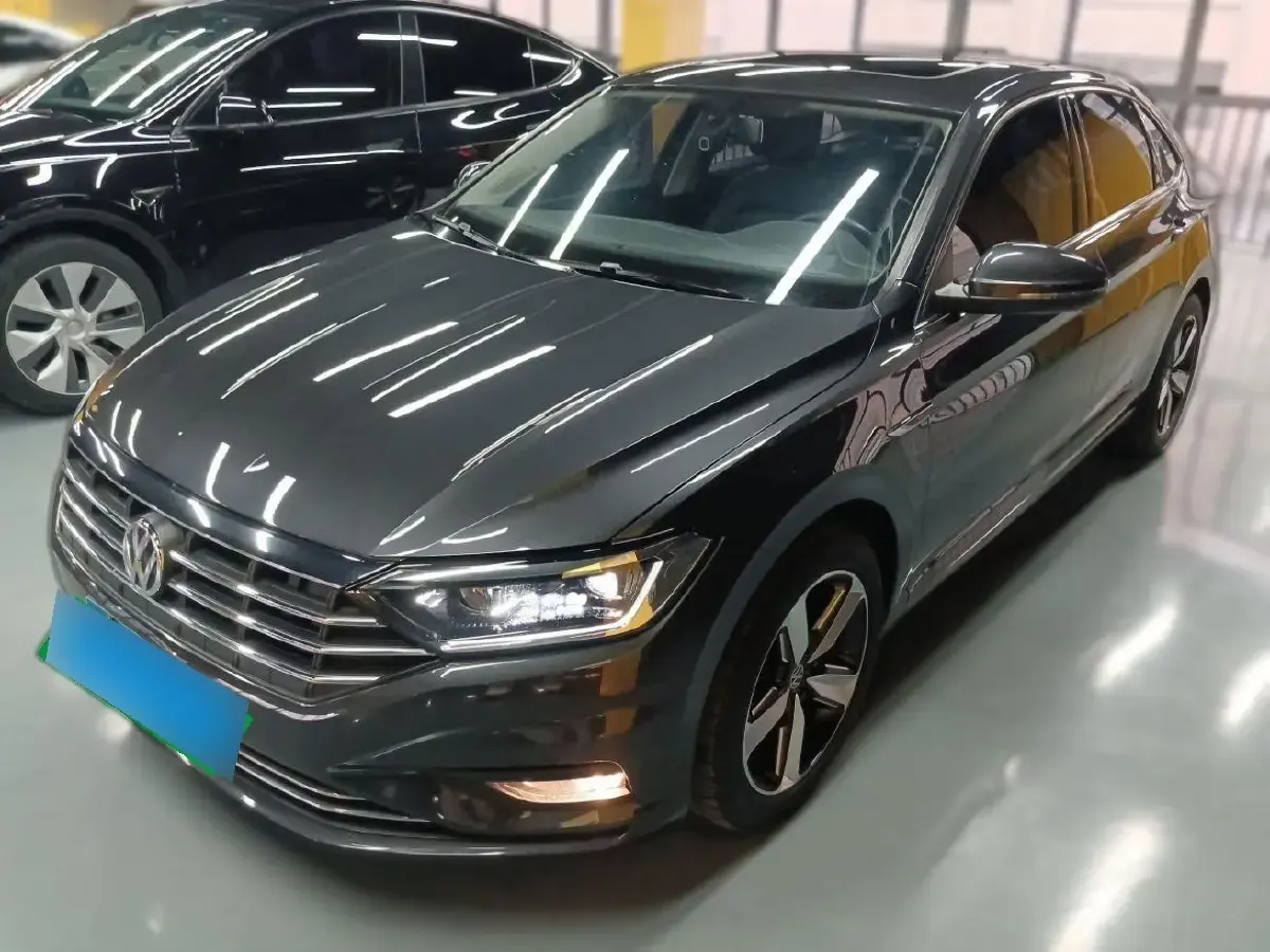 2021 Volkswagen Sagitar 1.4T 150HP L4 7DCT