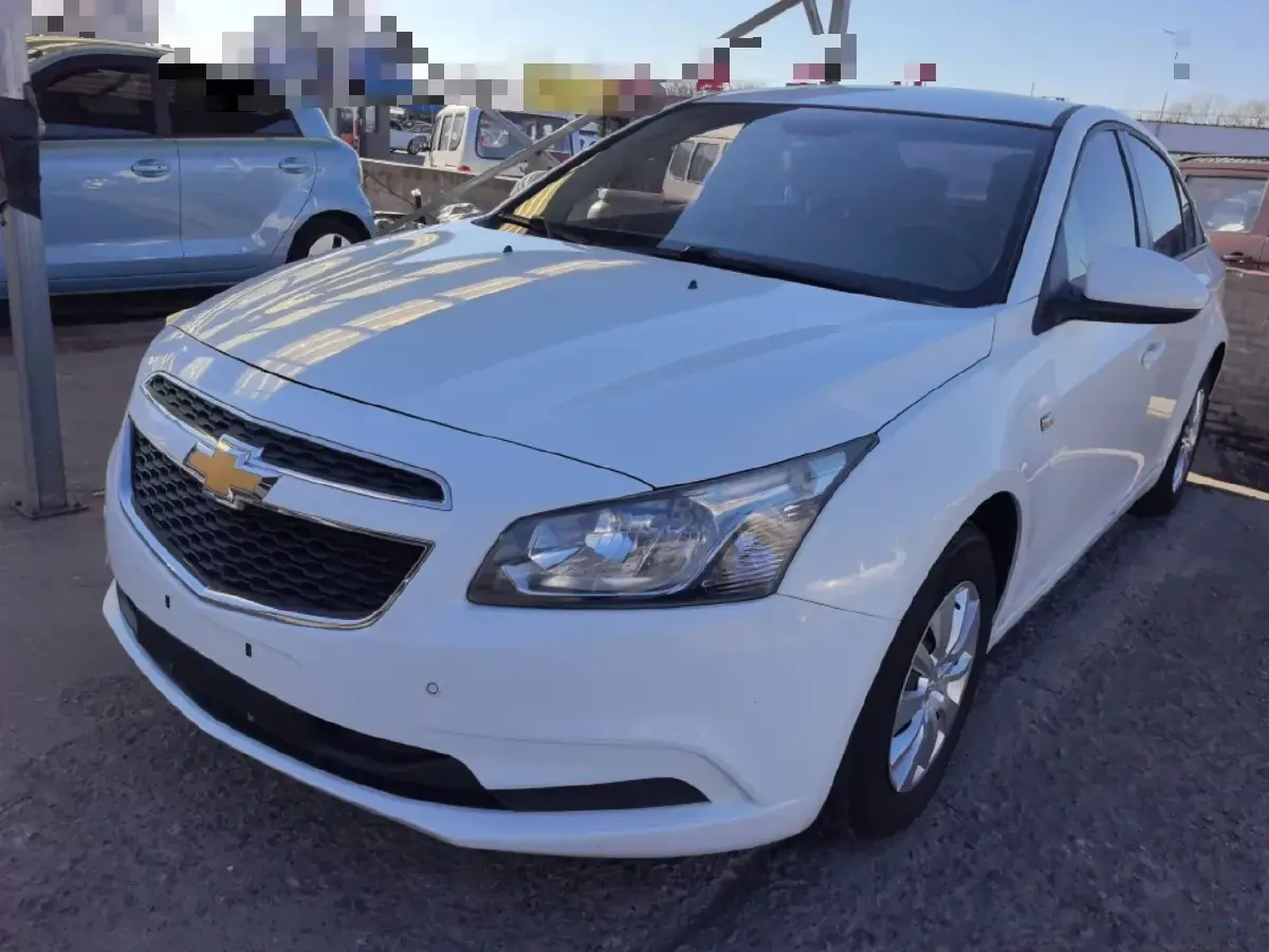 2015 Chevrolet Cruze 1.5L 113HP L4 5MT