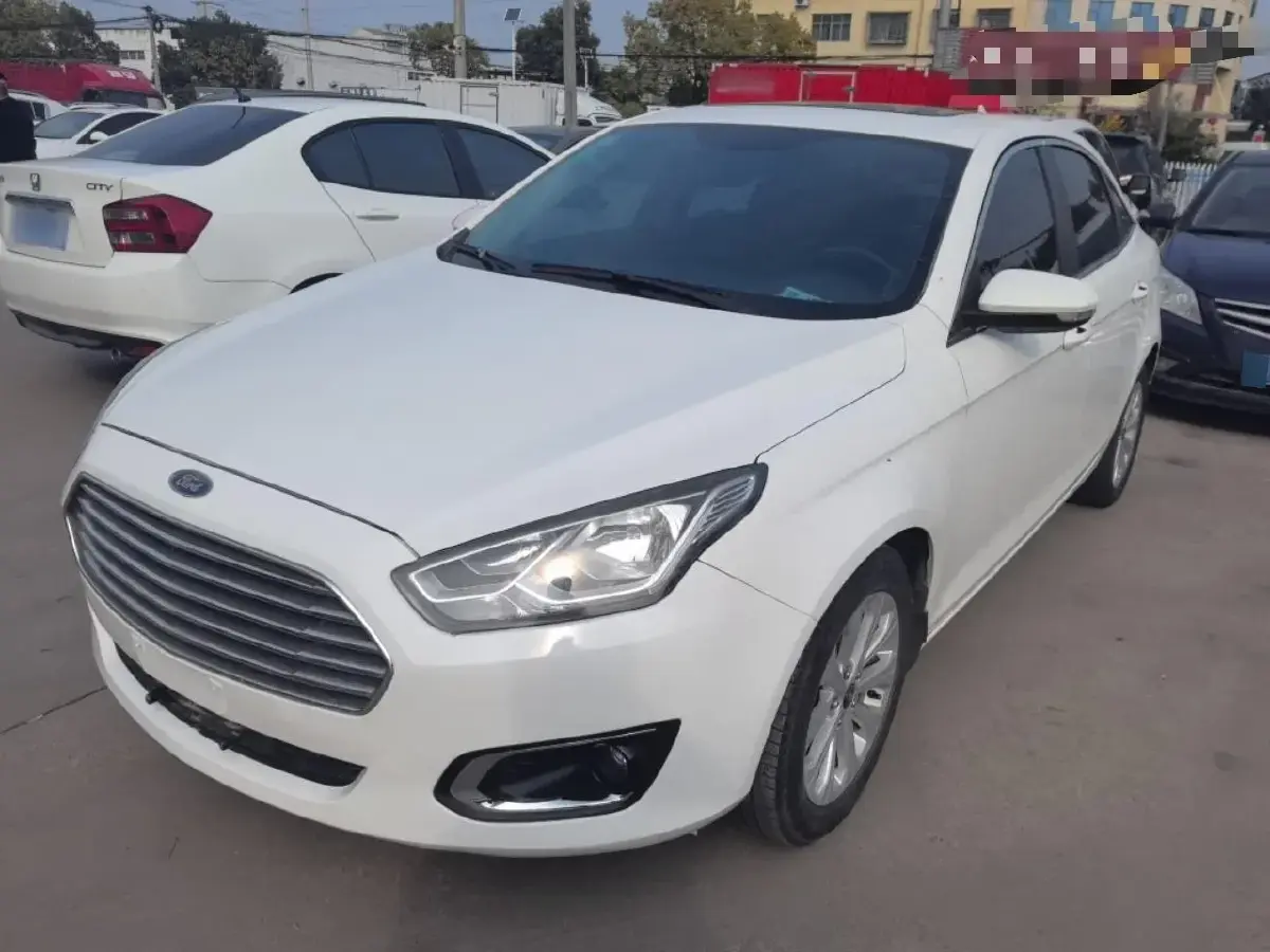 2015 Ford Escort 1.5L 113HP L4 6AT