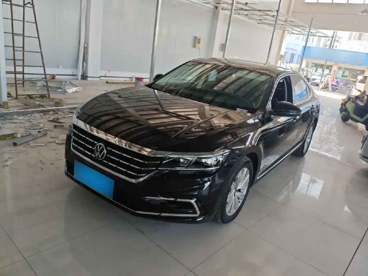 2021 Volkswagen Passat 2.0T 186HP L4 7DCT