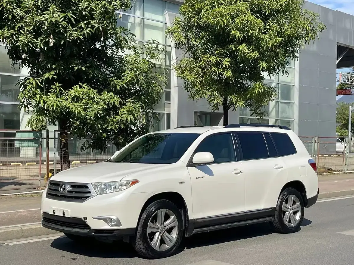 2012 Toyota Highlander 2.7L 188HP L4 6AT
