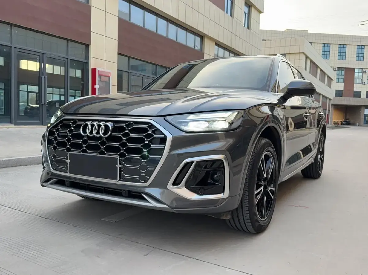 2024 Audi Q5L 2.0T 190HP L4 7DCT
