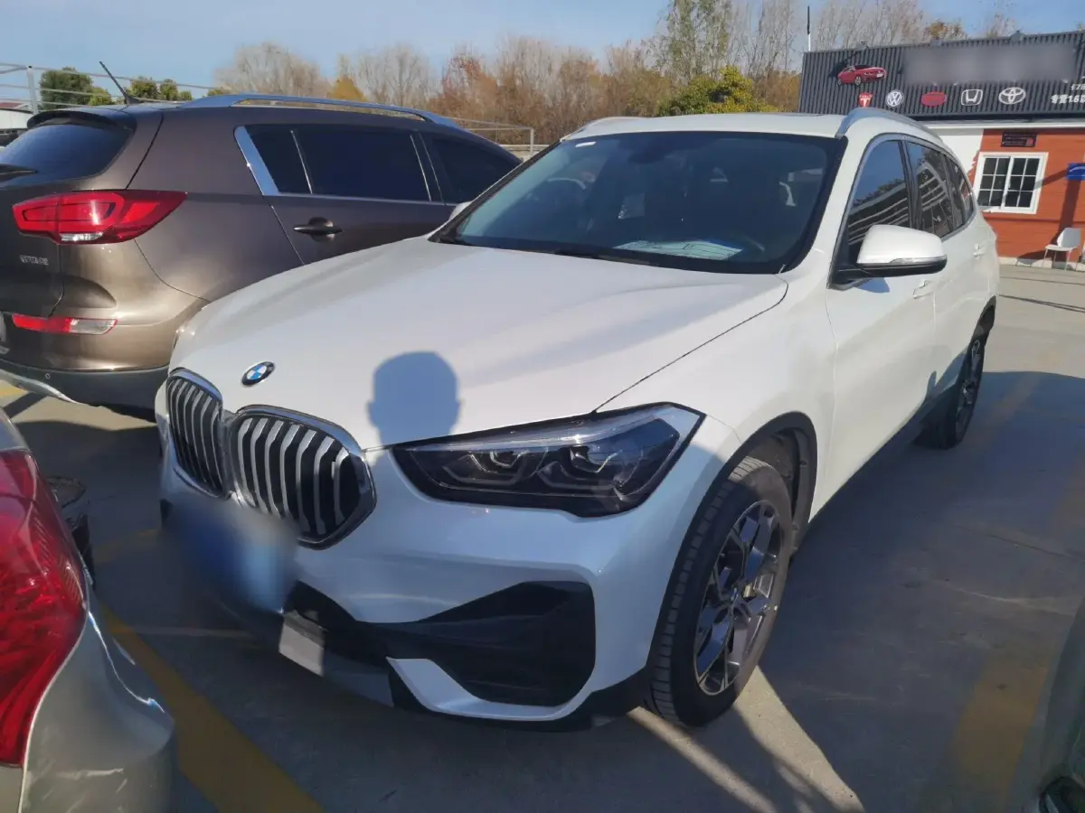 2022 BMW X1 2.0T 192HP L4 7DCT