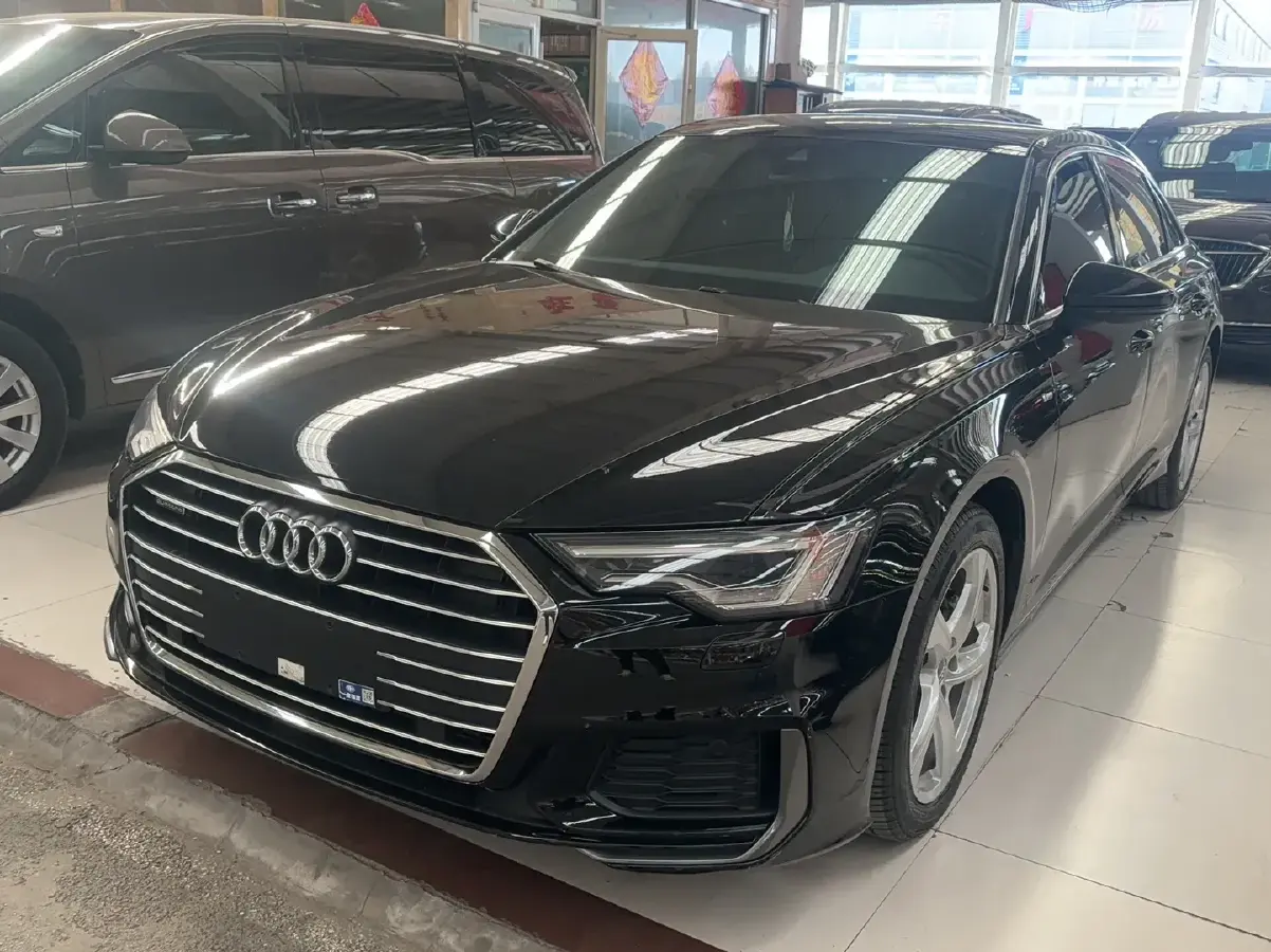 2021 Audi A6L 2.0T 190HP L4 7DCT