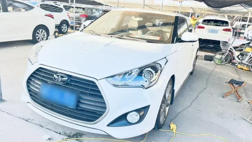 2015 Hyundai Veloster 1.6T 204HP L4 7DCT