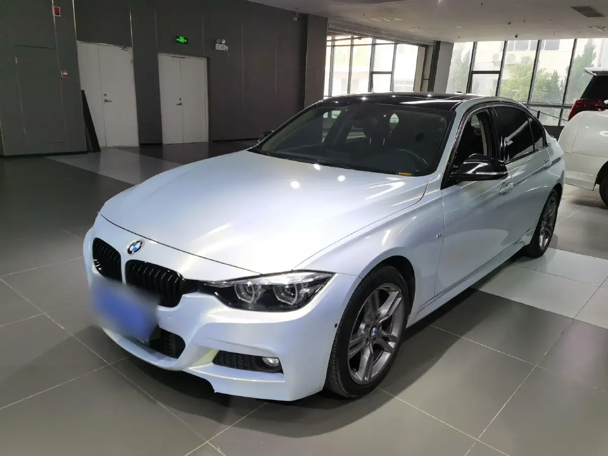 2018 BMW 3 Series 2.0T 184HP L4 8AT