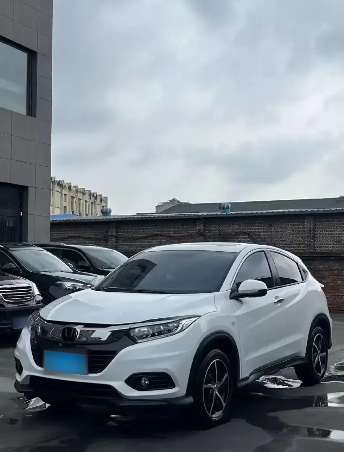 2022 Honda Vezel 1.5L 131HP L4 CVT