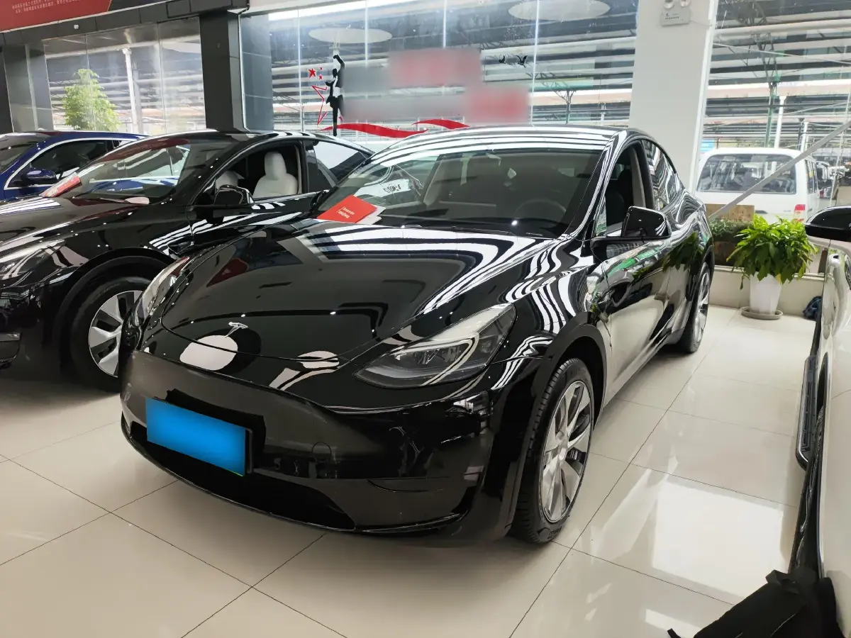 2022 Tesla Model Y BEV 60KWH