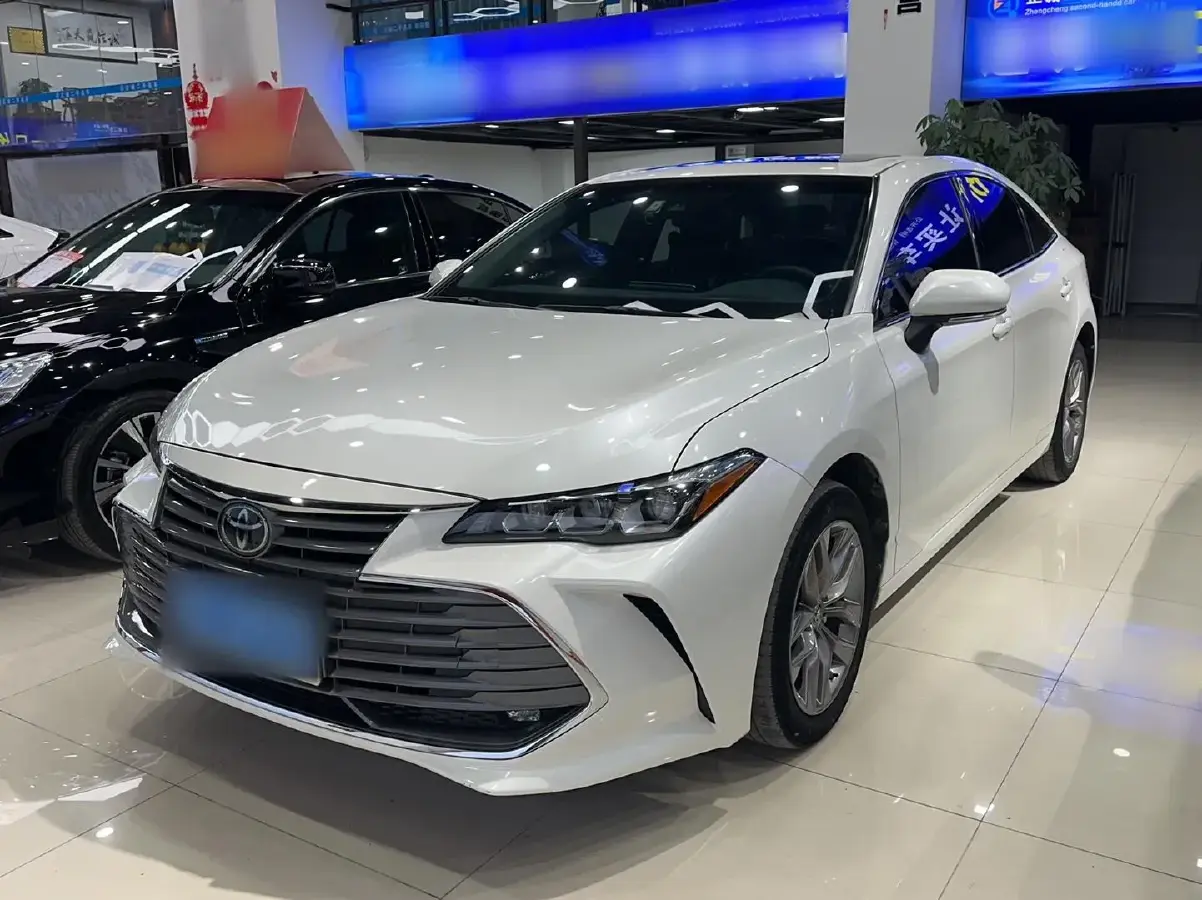 2019 Toyota Avalon 2.0L 178HP L4 CVT