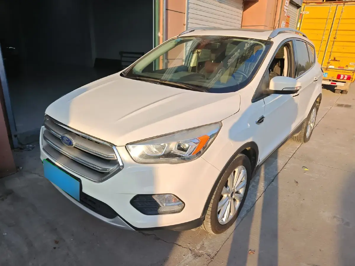 2017 Ford Kuga 1.5T 181HP L4 6AT