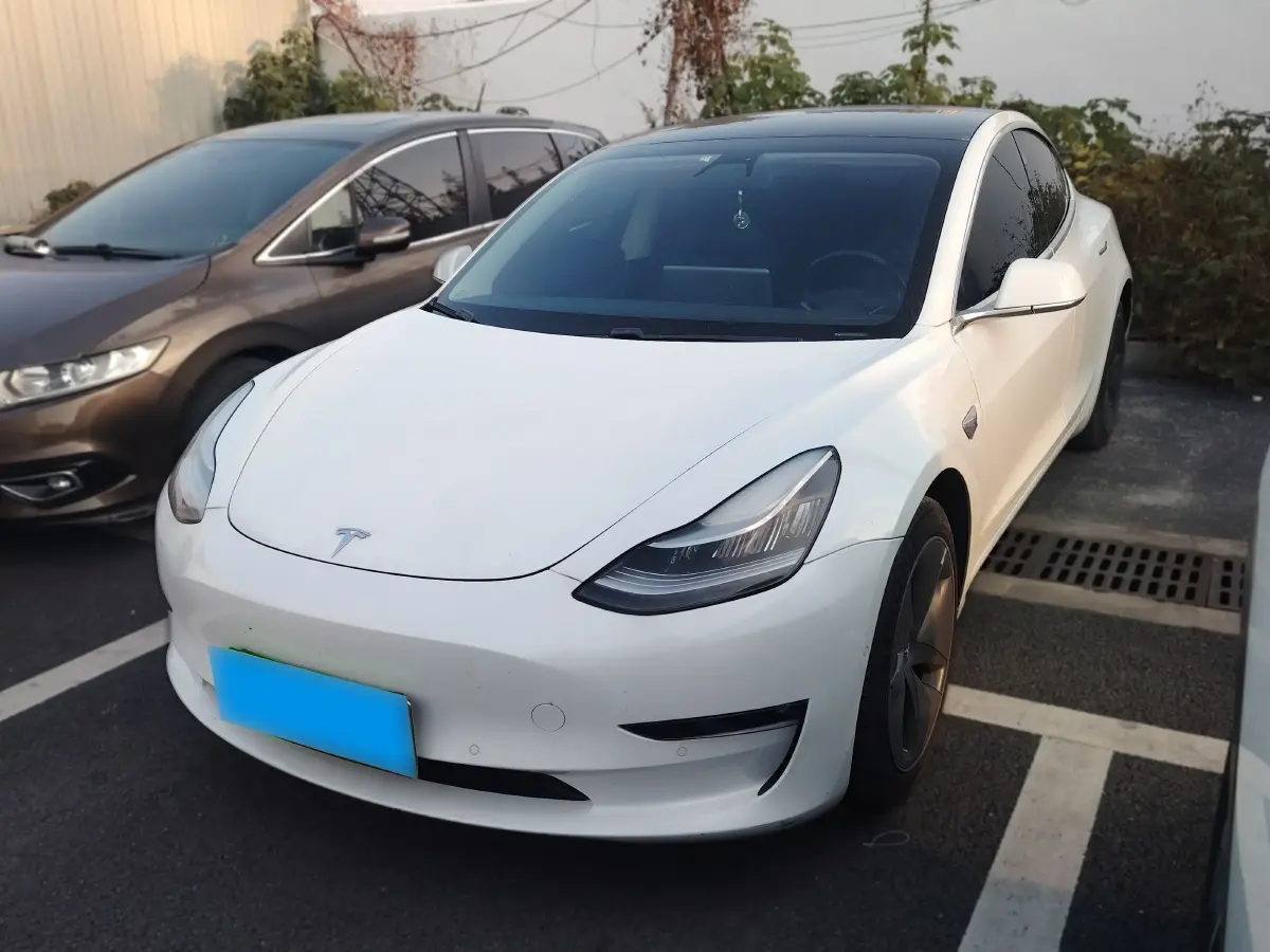 2019 Tesla Model 3 BEV 81KWH
