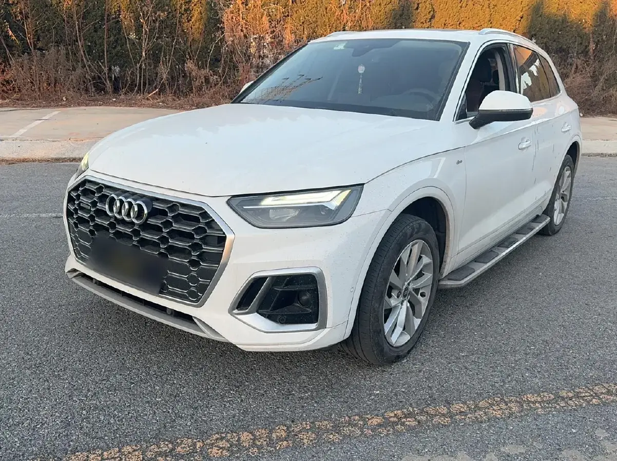 2021 Audi Q5L 2.0T 190HP L4 7DCT