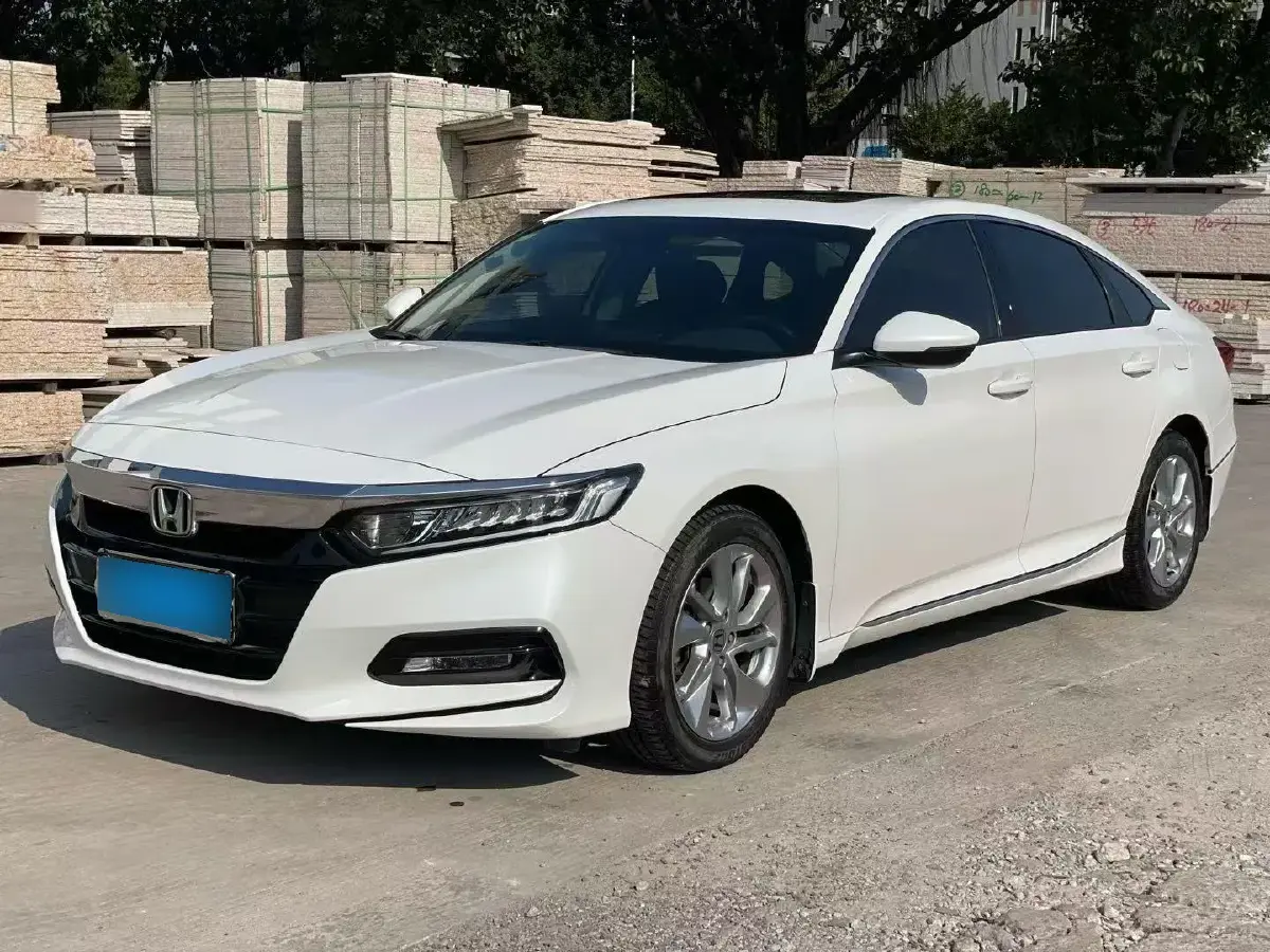 2018 Honda Accord 1.5T 194HP L4 CVT