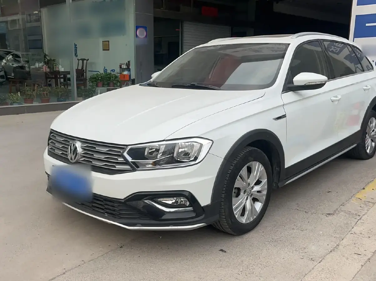 2018 Volkswagen C-Trek 1.5L 110HP L4 6AT