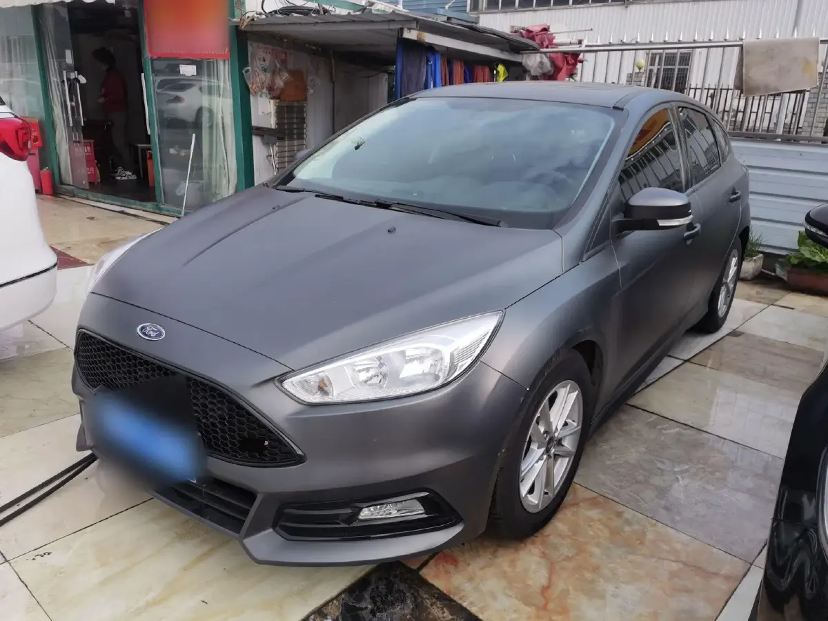 2017 Ford Focus 1.0T 125HP L3 6AT