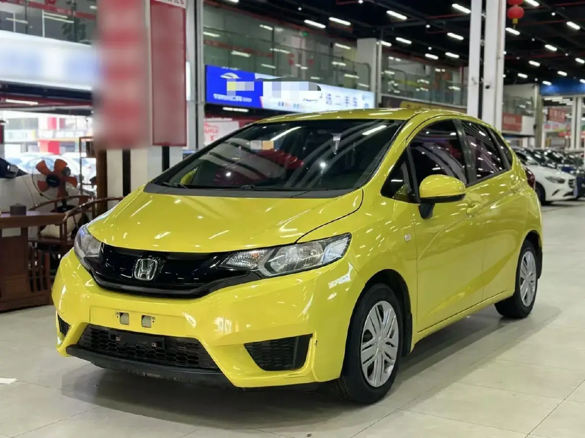 2016 Honda Fit 1.5L 131HP L4 CVT