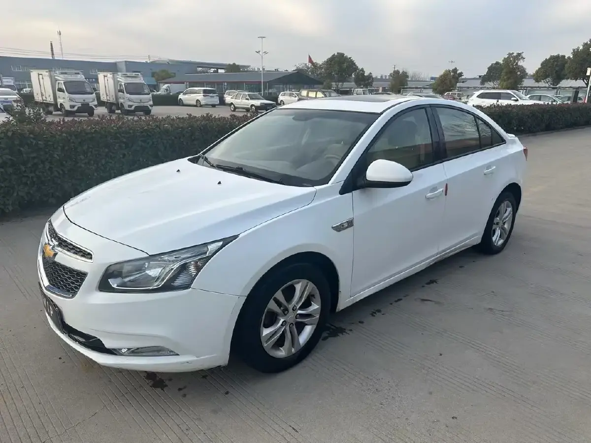 2015 Chevrolet Cruze 1.5L 113HP L4 6AT