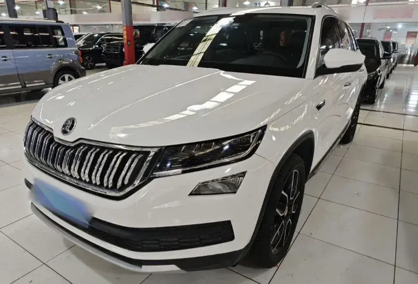 2019 Skoda Kodiak 2.0T 186HP L4 7DCT,autocango,china used car exporter,china ev exporter,chinese used car exporter,chinese used ev exporter