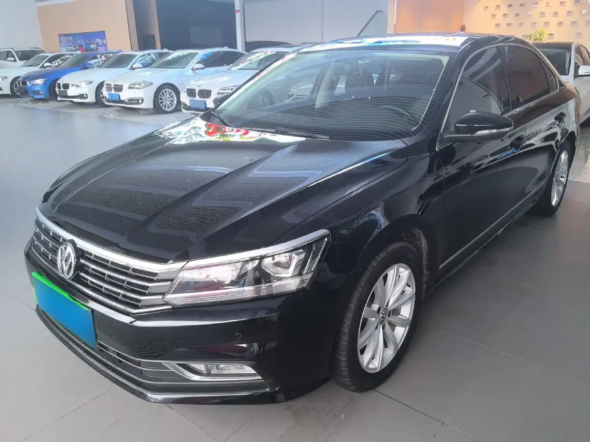 2017 Volkswagen Passat 1.8T 180HP L4 7DCT