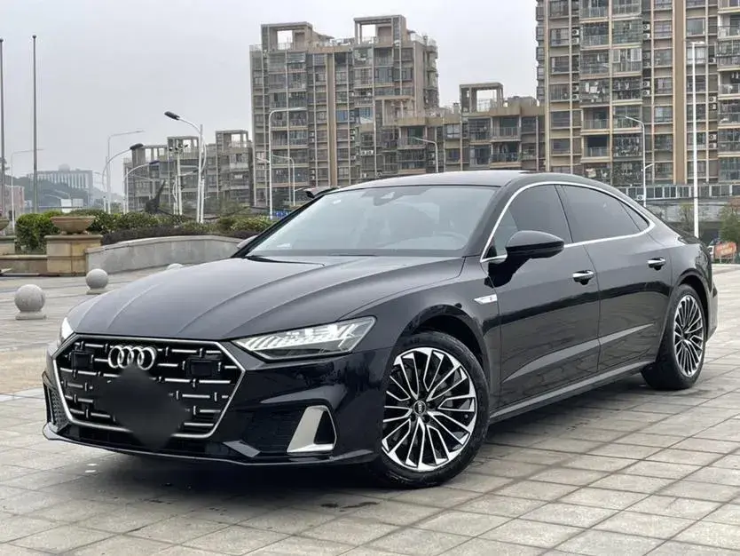 2024 Audi A7L 2.0T 245HP L4 7DCT